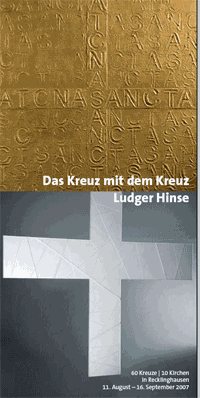 Titel des Flyers zur Ausstellung "Das Kreuz mit dem Kreuz"