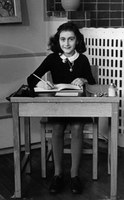 „Deine Anne – ein Mädchen schreibt Geschichte“ - Ausstellung mit Gottesdienst zu Anne Frank