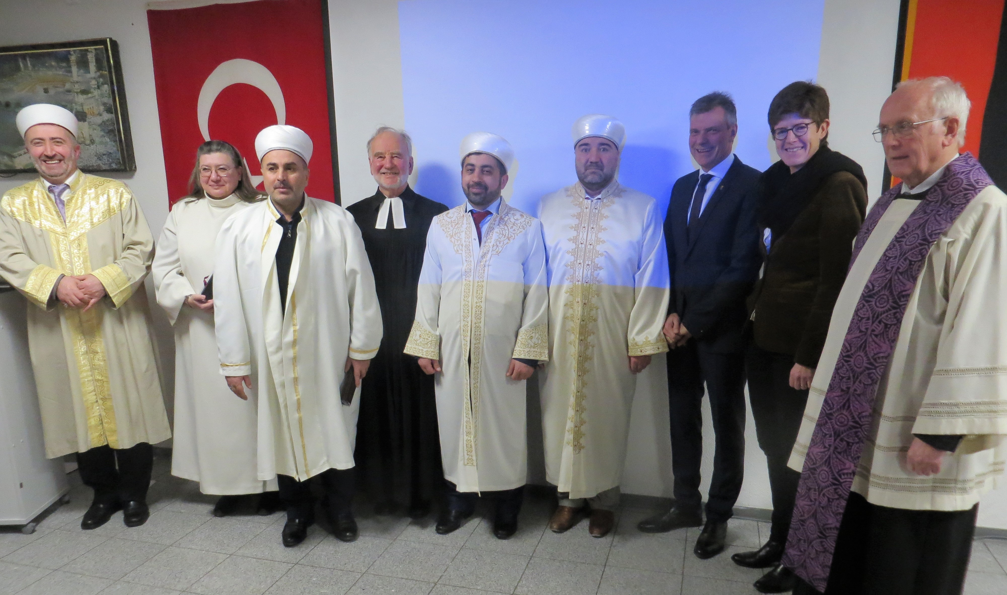 Gebete der Religionen - Interreligiöser Gottesdienst am Sonntag, 24. Februar um 16 Uhr in St. Michael 