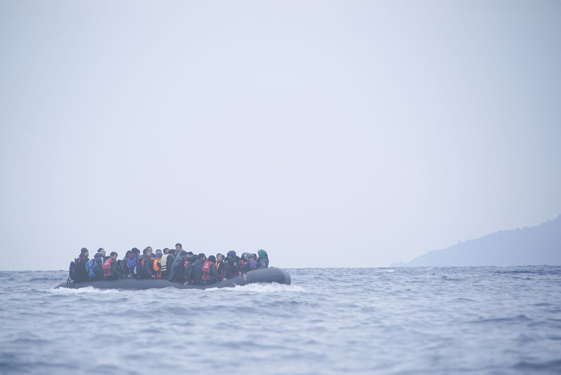 Gedenkgottesdienst mit  Schweigen für die mehr als 10.000  Toten der Flucht an Europas Grenzen